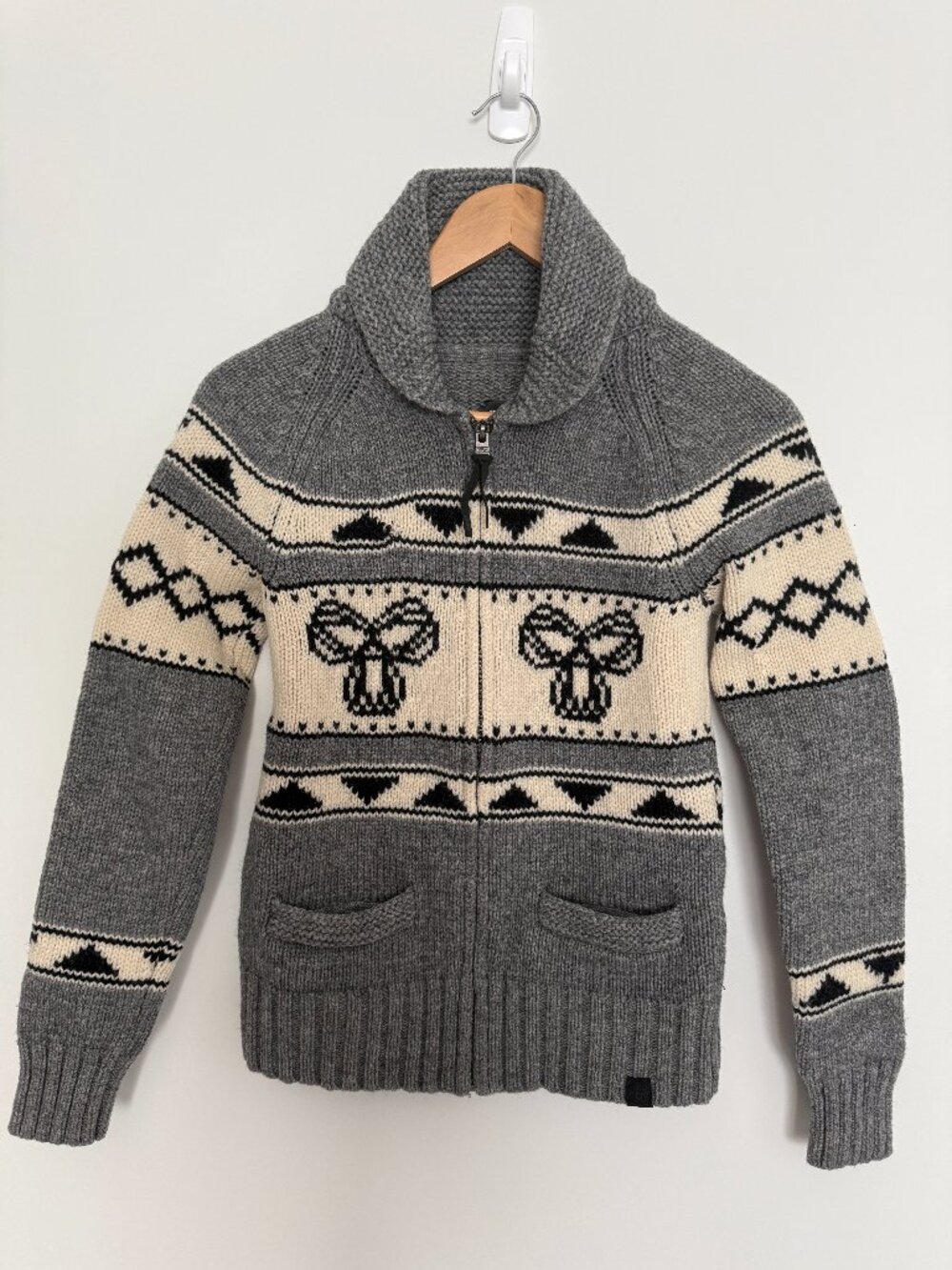 Aritzia TNA Sea to Sky Wool Sweater Cardigan Full Zip Beige Gray Size Medium